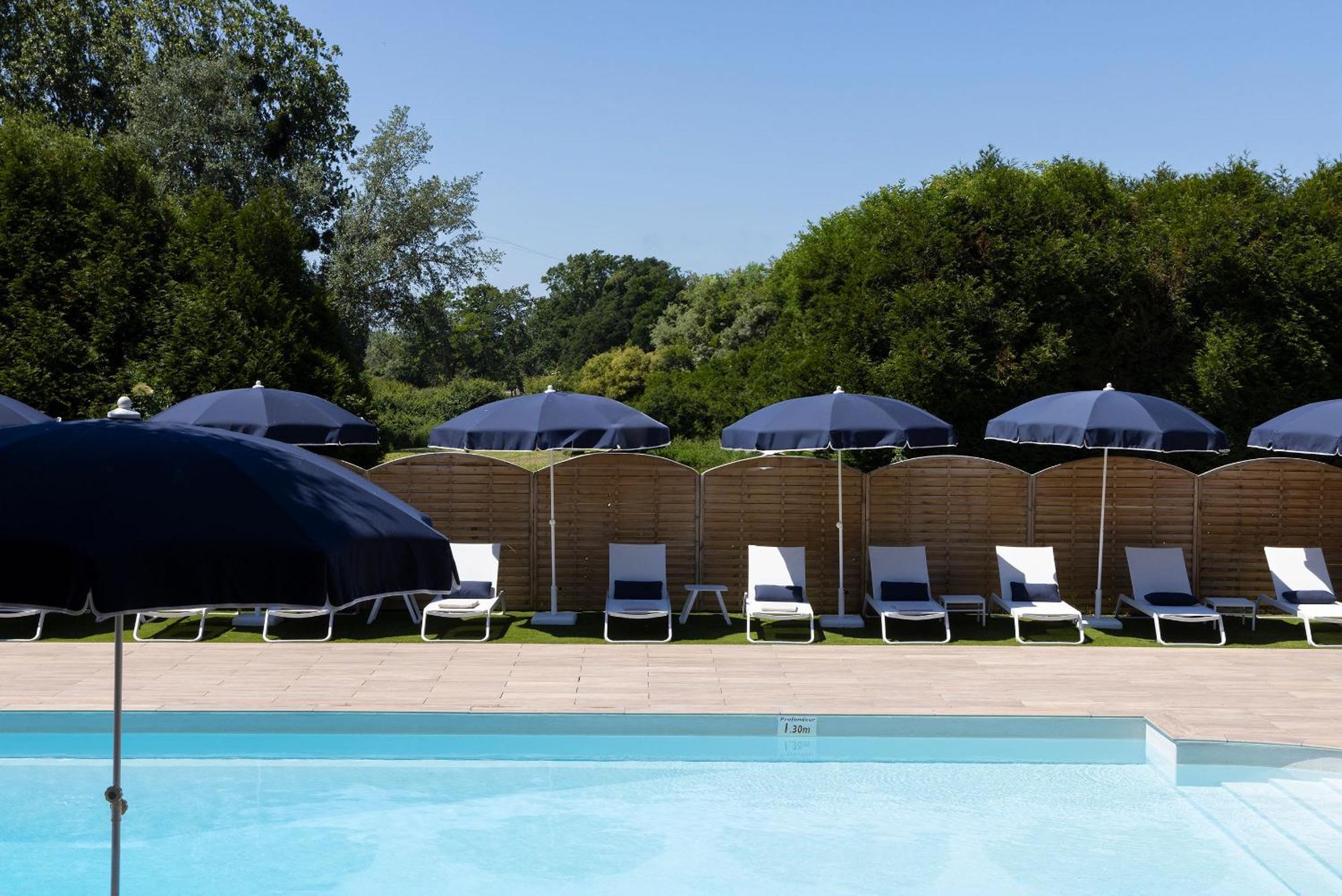 Hotel Les Jardins De Deauville Saint-Martin-aux-Chartrains Bagian luar foto