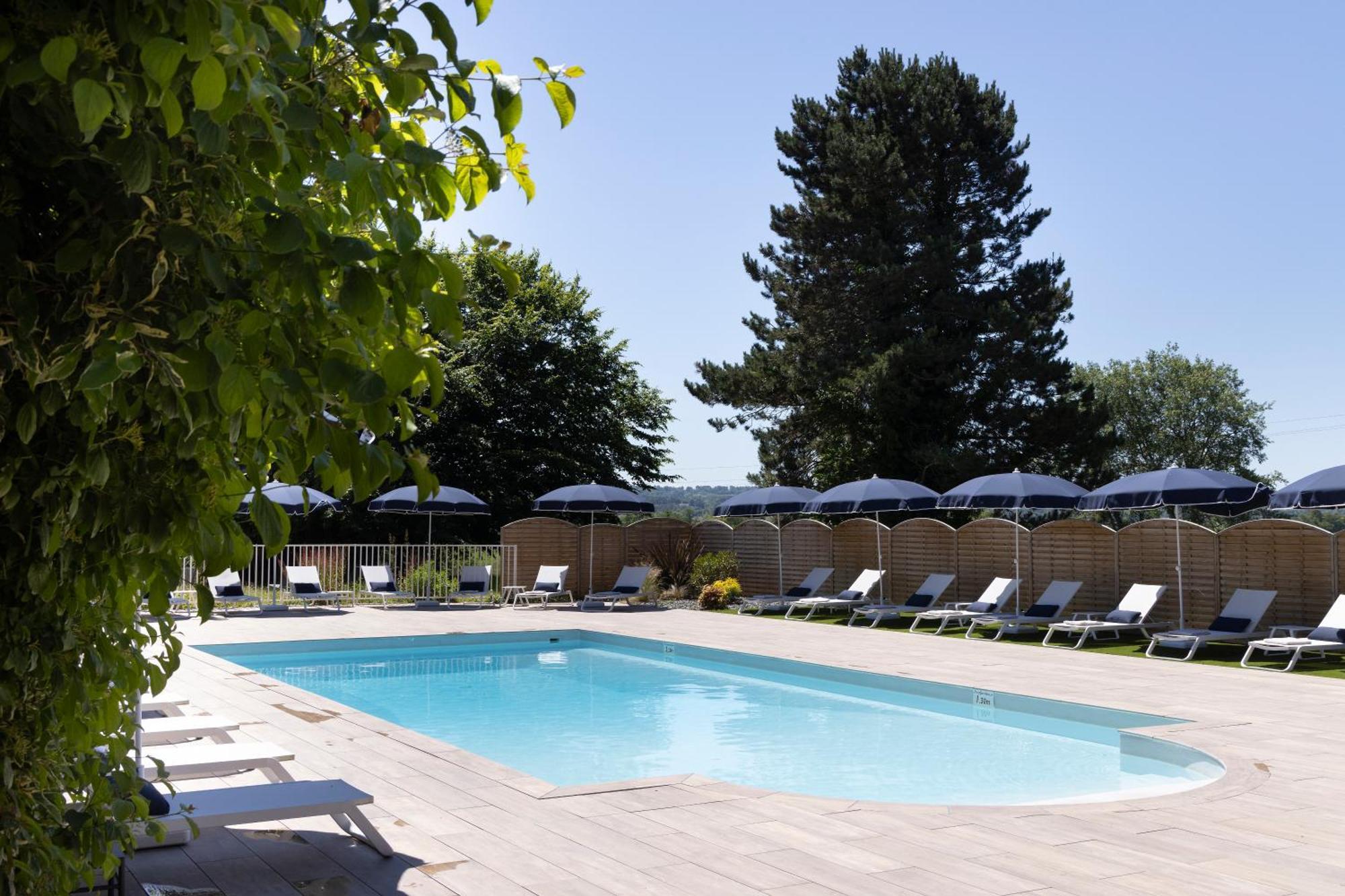 Hotel Les Jardins De Deauville Saint-Martin-aux-Chartrains Bagian luar foto